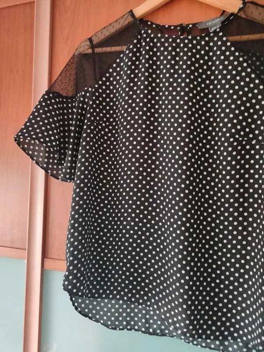 Blusa às bolinhas 40 nova