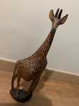 Girafa em madeira