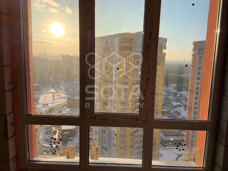 Простора 1к.квартира, вул. Каховська 62А, метро Лівобережна