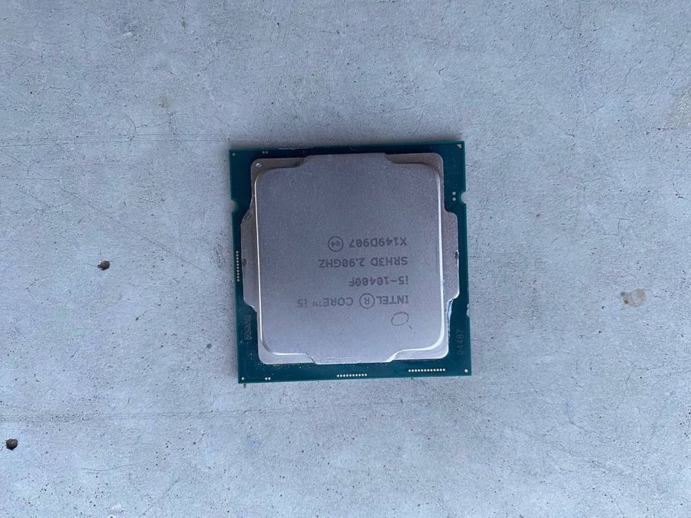 Процесор i5 10400f
