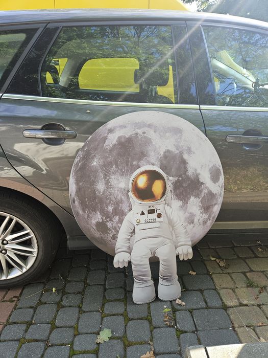 Lampa kinkiet do pokoju dziecka - astronauta, kosmos