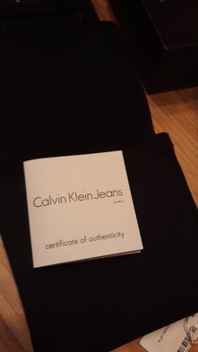 Colar prateado Calvin Klein original NÃO TENTEM BURLA Mbway