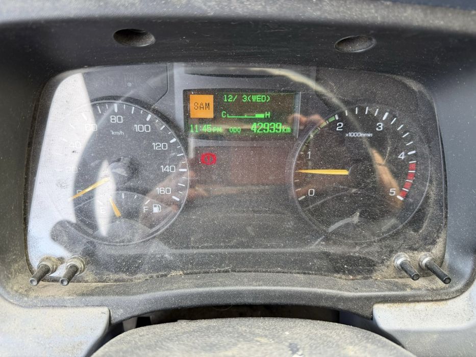 MITSUBISHI FUSO 3-150 LIGEIRA COM PLATAFORMA SÓ 44.000km #OPORTUNIDADE