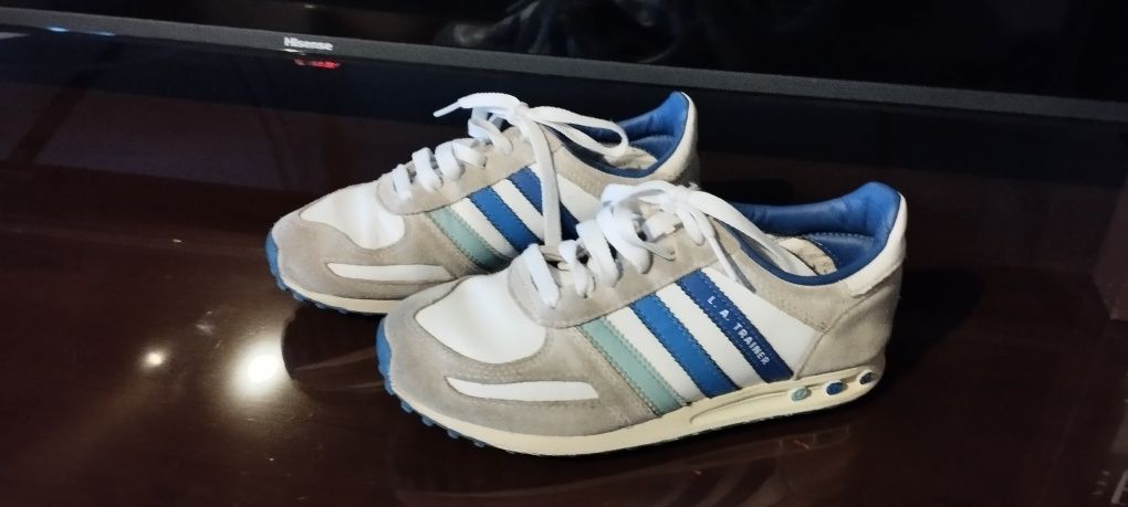 Tênis adidas unissex