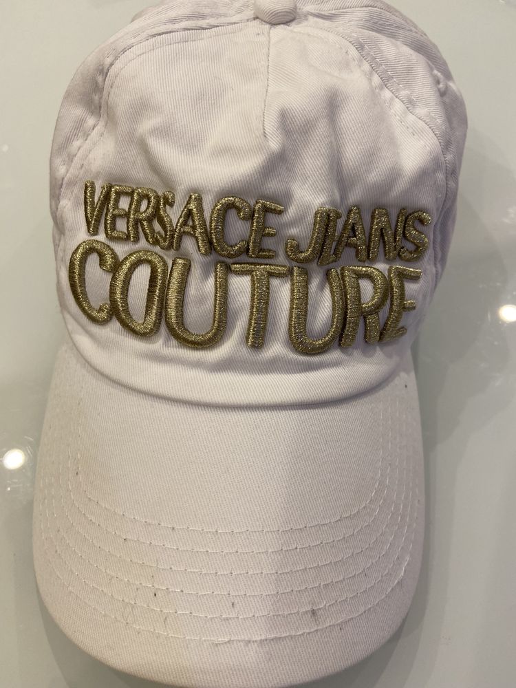 Czapeczka versace