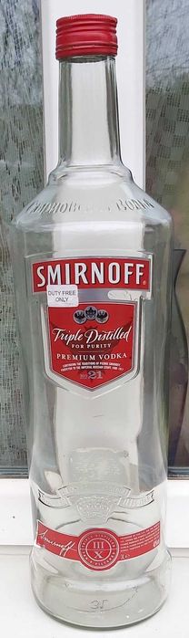 Бутылка SMIRNOFF Бутылка Рыбка