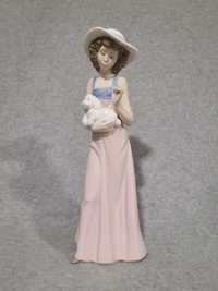 Статуэтка " Девушка с пуделем " Nao Ladro . Испания 25.5 см