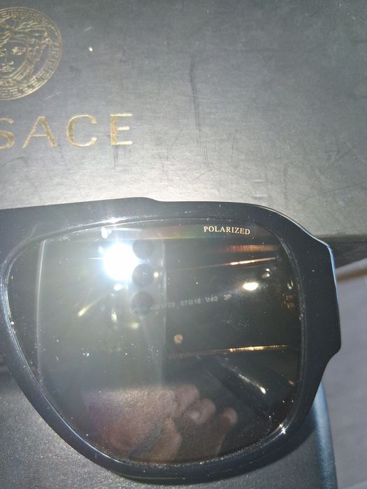 Oculos Versace novos autenticos como podem ver nas fotos. Ver todas as