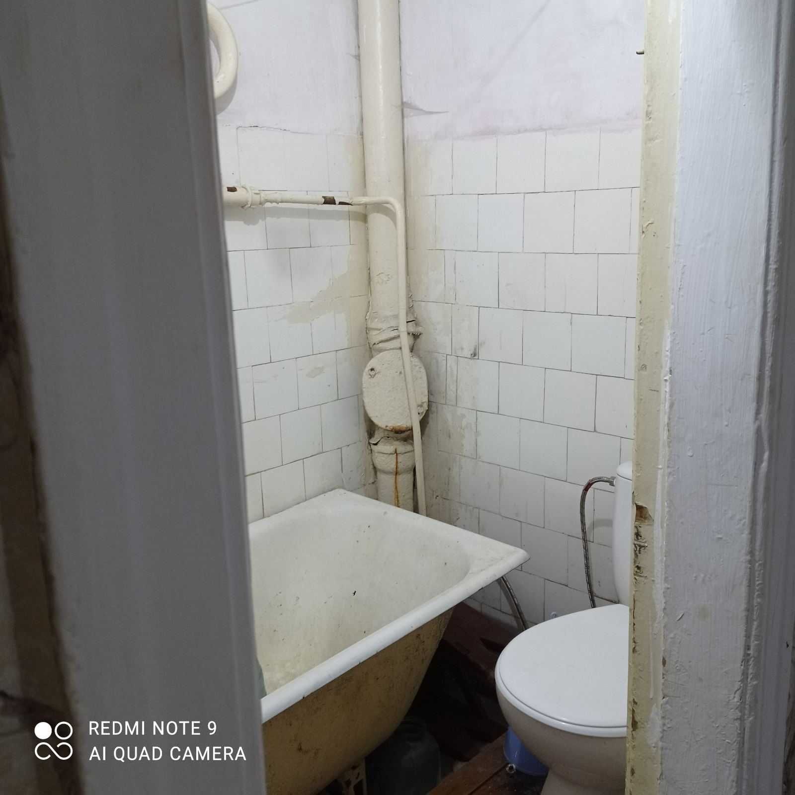 Терміново продаю однокімнатну квартиру в районі залізничного вокзалу