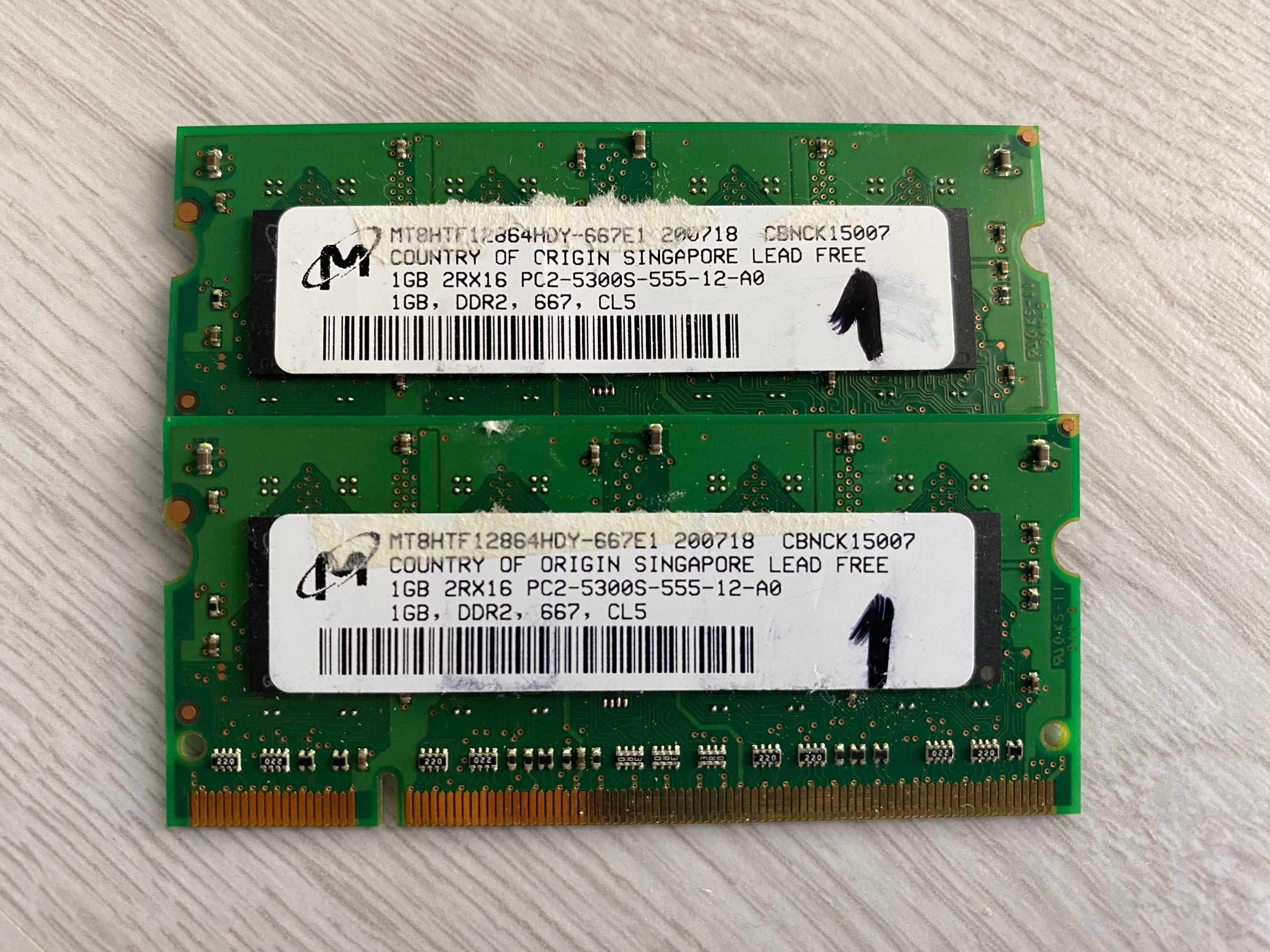 Memória RAM Micron 2Gb (2x1Gb) DDR2