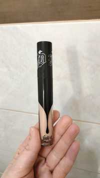 Korektor Kat von D Lock-it M23 Cool