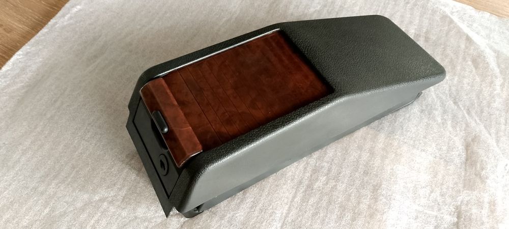 Schowek w tunel środkowy drewno sportline Mercedes W124 coupe