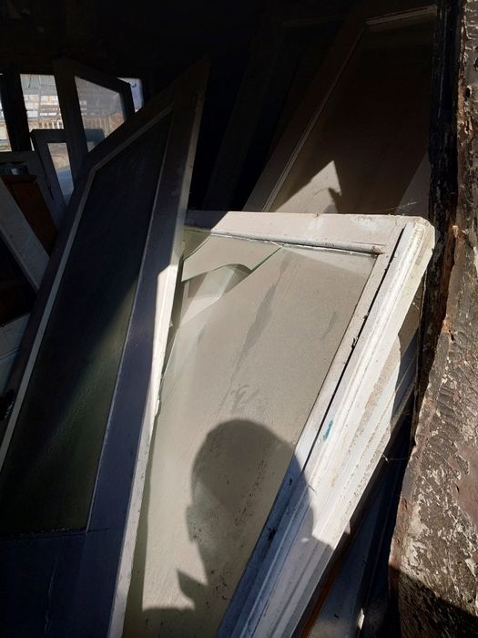 Віддам деревяні вікна-двері