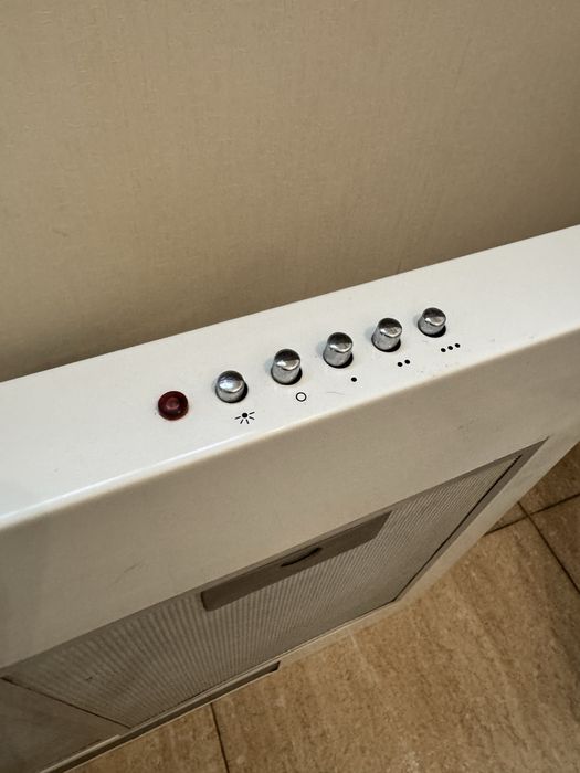 Вытяжка кухонная бу