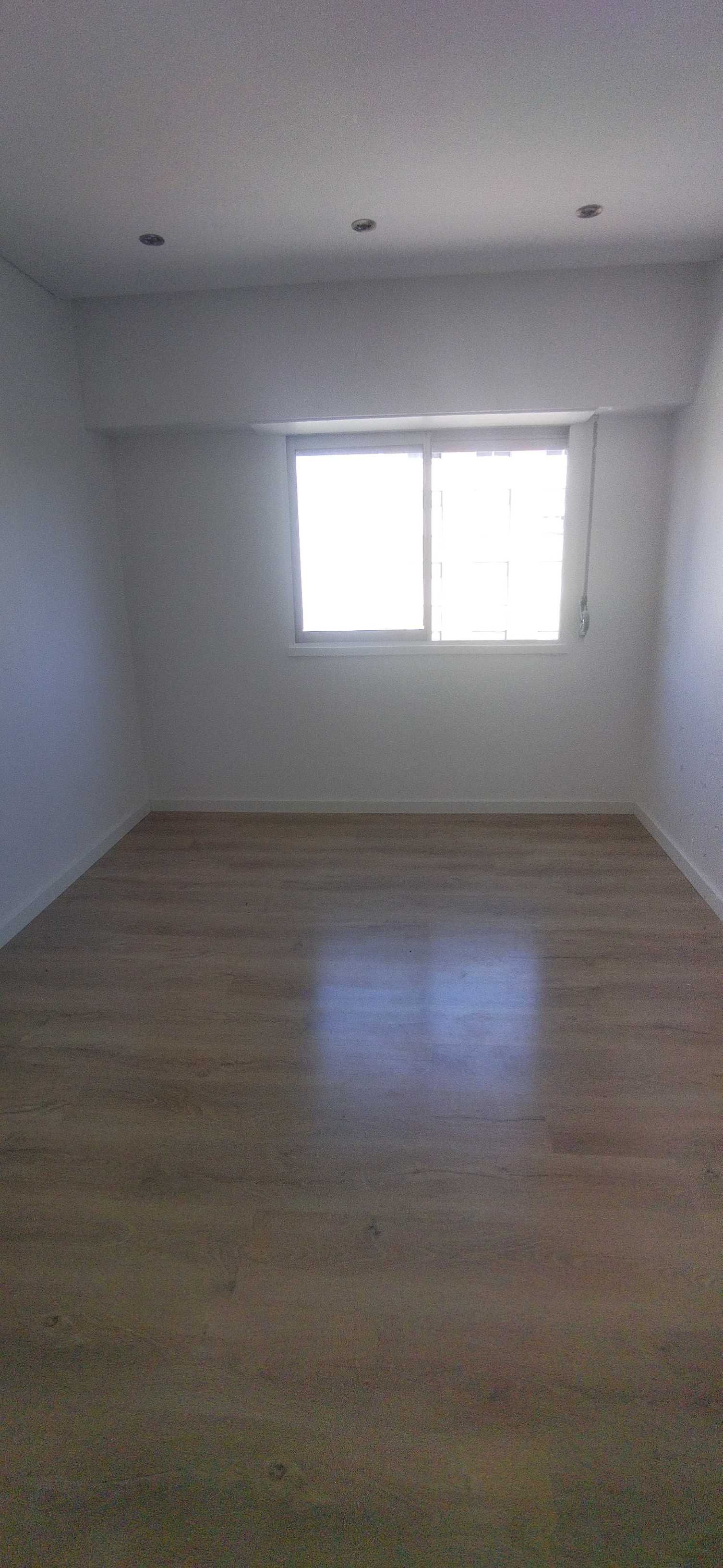 Remodelação em Geral, Pintura de fachada, Impermeabilização, ladrilho.