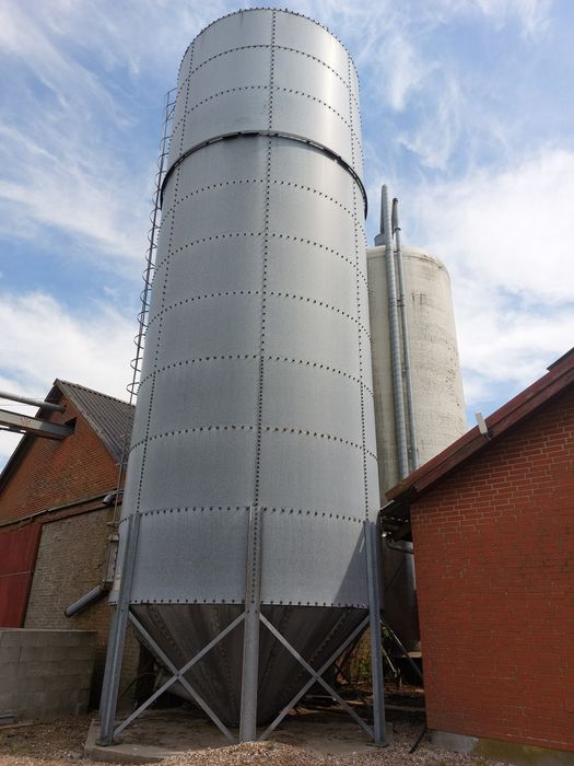 Assentoft Silos lejowy 130m3  100Ton zbożowy zbiornik na zboże