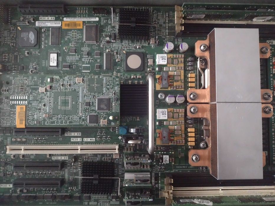 Serwer SunFire X4200