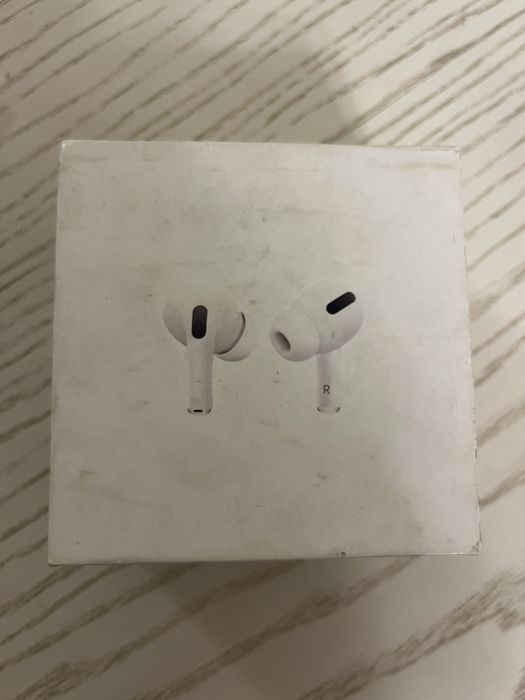 Навушники AirPods Pro