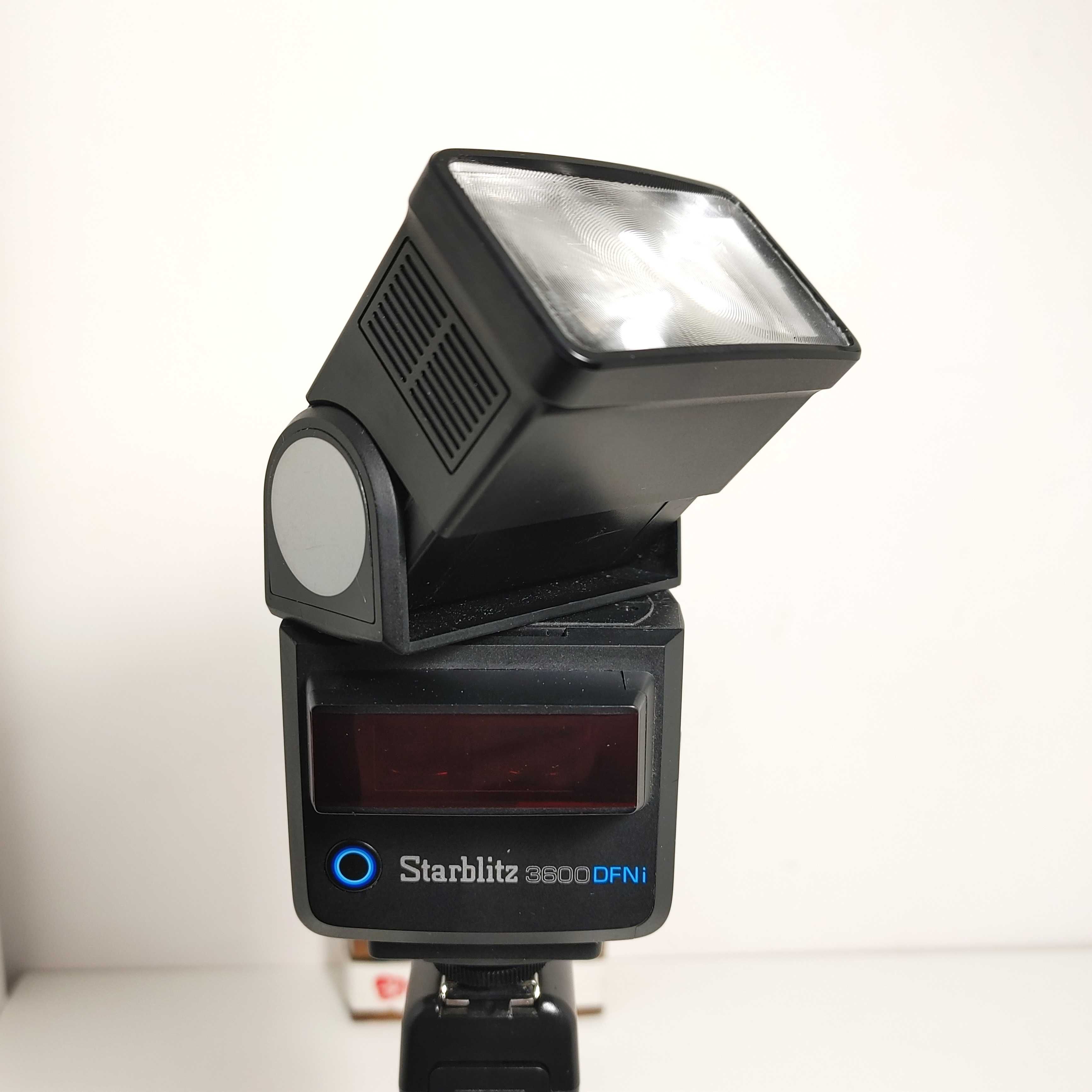 Lampa błyskowa dedykowana do aparatów NIKON F -  Starblitz 3600 SFNi