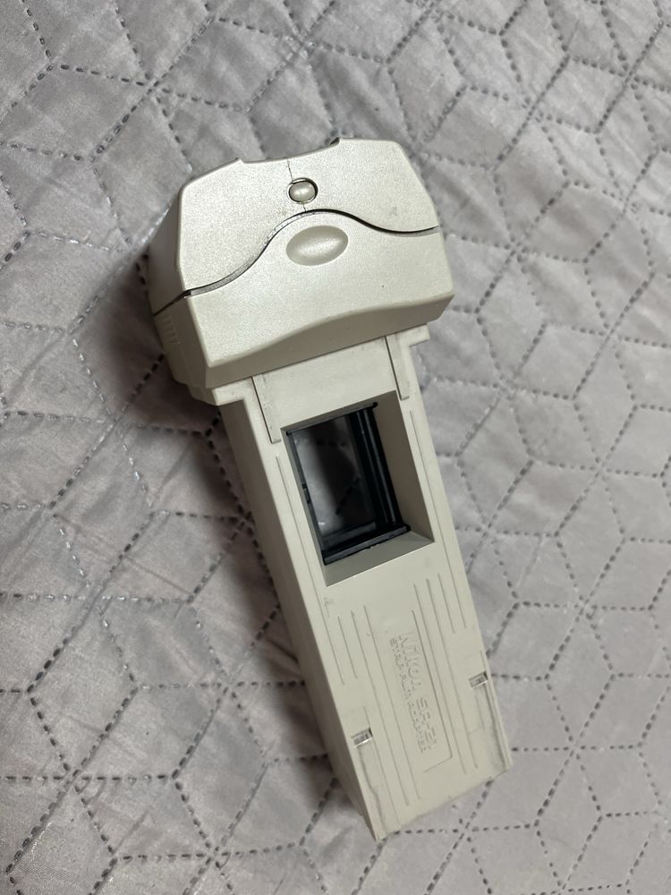 Продам сканер фотоплівки Nikon Coolscan IV