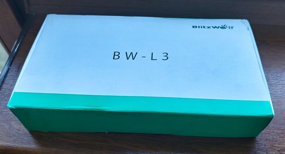 Kultowa ładowarka solarna USB Blitzwolf BW-L3 28W! Panel solarny.