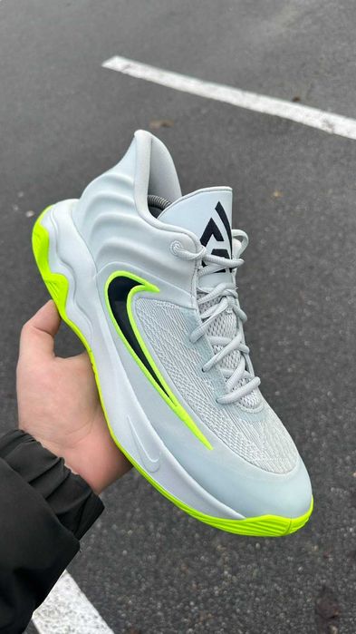 Nike Giannis Immortality 4 [US 12| 30 cm] - NEW