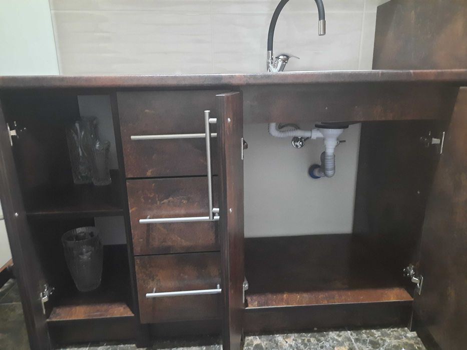 Нова кухня для офісного приміщення.