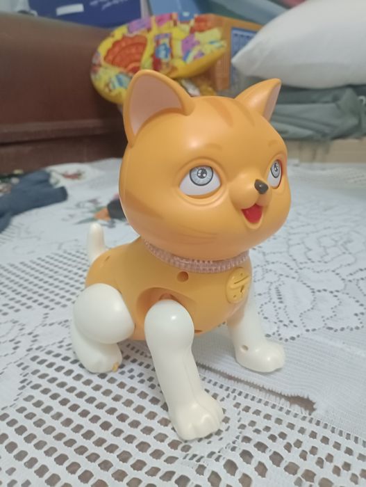 Іграшка, котик рухливий з музикою