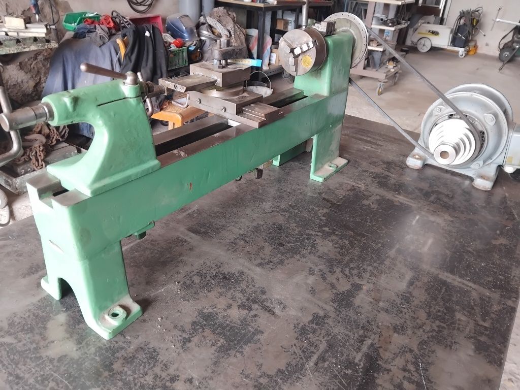 Tokarka do metalu DM 180
