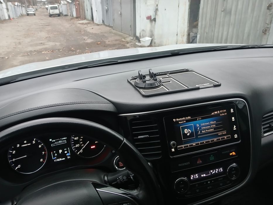 Продам Mitsubishi Outlander в чудовому  стані