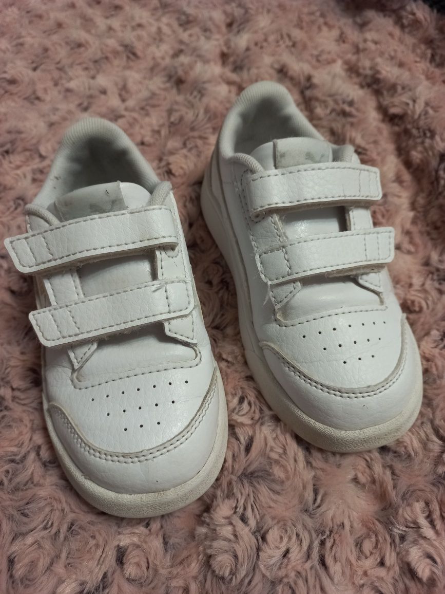 Puma adidasy białe 24
