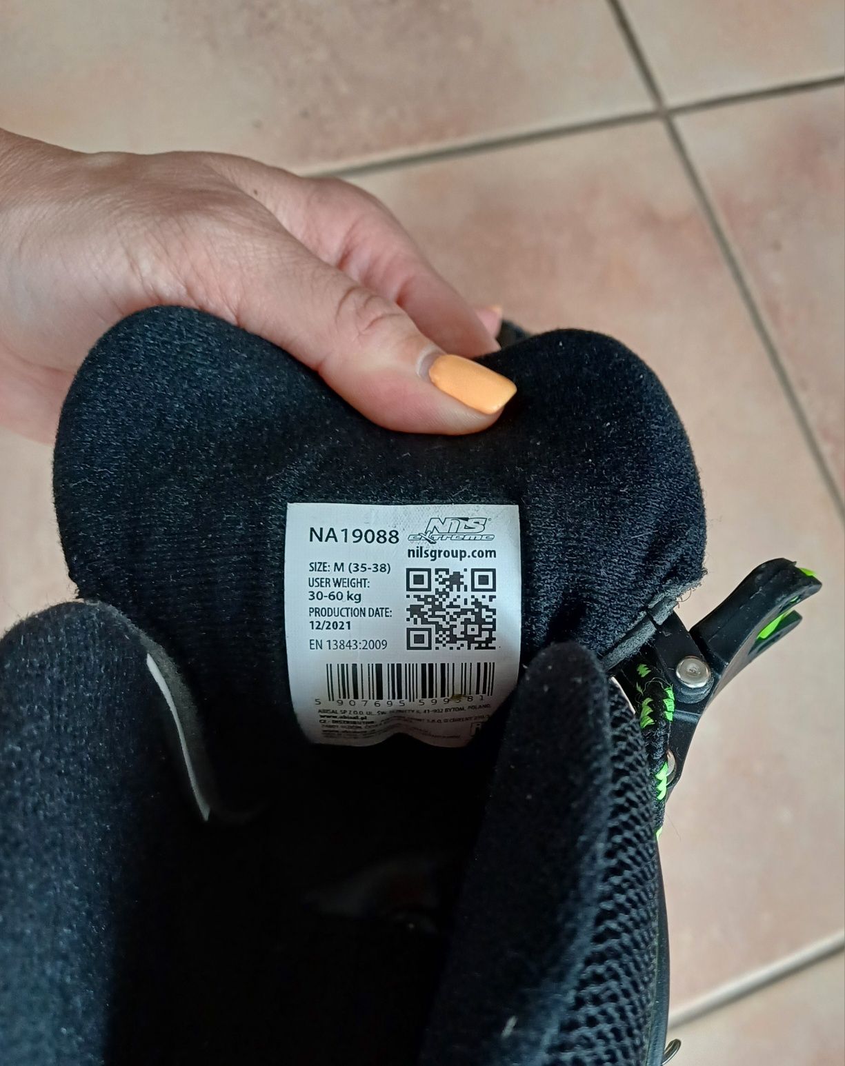 Sprzedam nowe rolki Nils Extreme rozm. 35-38