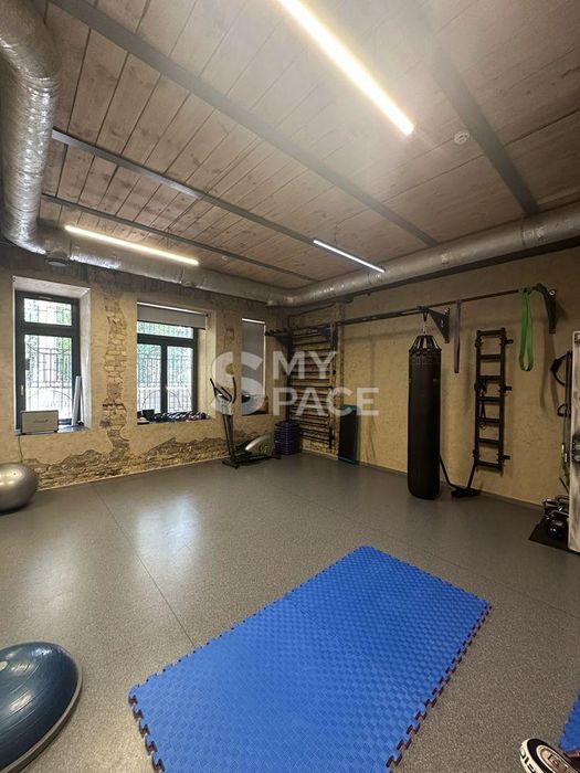 вул. Ярославів Вал, 17Б