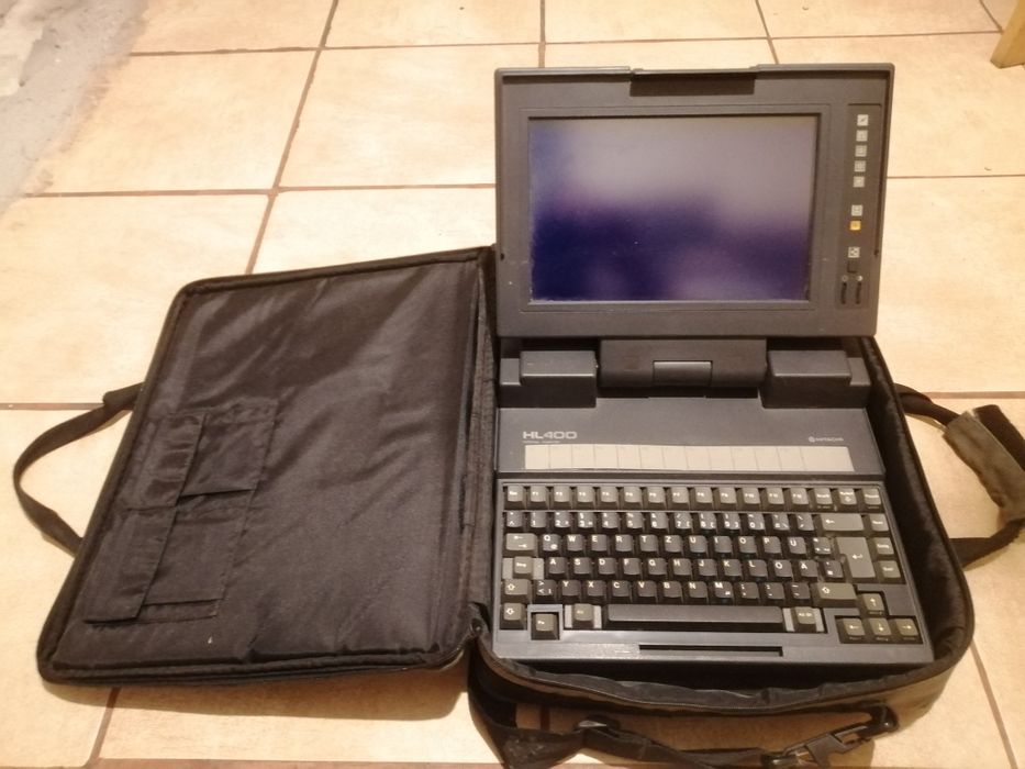 Unikat Zabytkowy Laptop Hitachi HL400