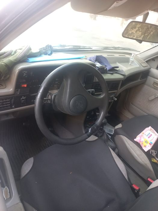 Opel Kadett 1,4 бензин
