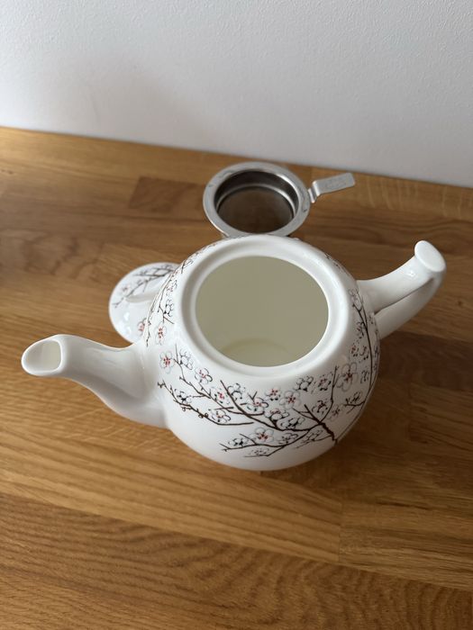Dzbanek na herbatę White Cherry 1l porcelana