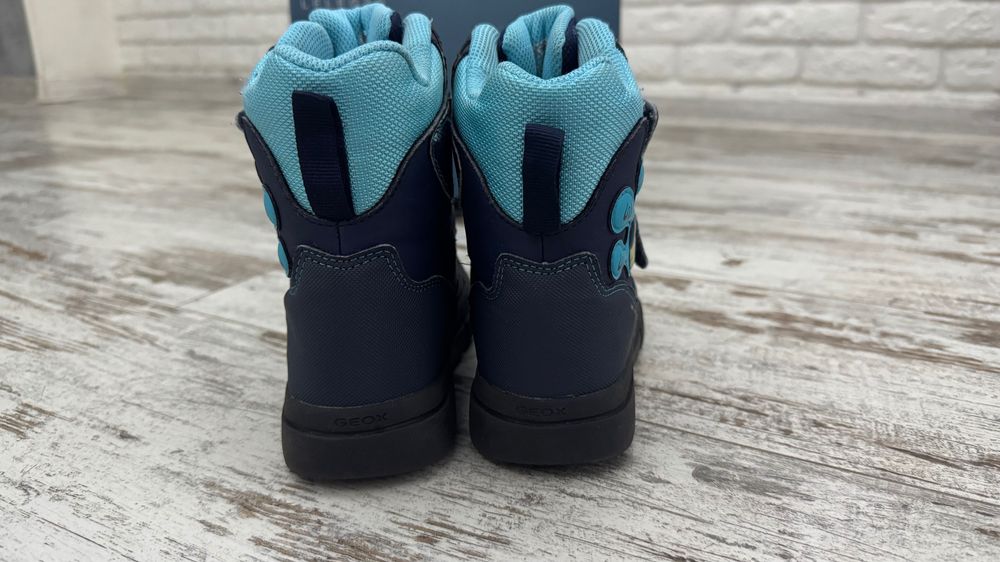 Дитячі зимові черевики GEOX Amphibiox