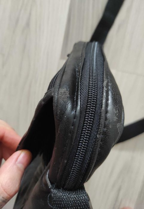 Шкіряна Чорна Сумка