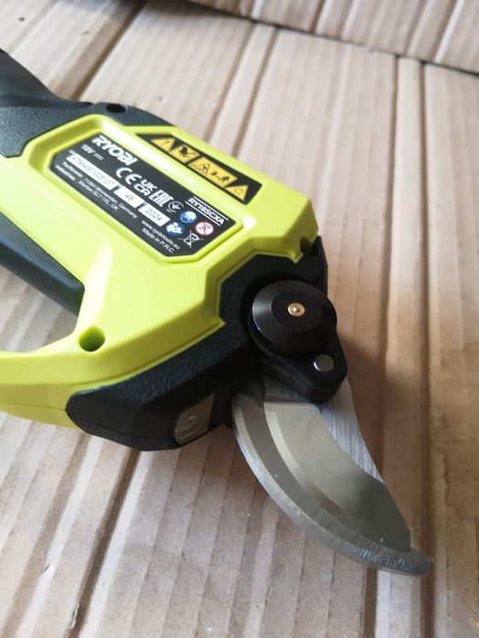 Ryobi ry18scxa sekator elektryczny nożyce ogrodowe akku nowy