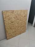 Płyta OSB 50 mm o wymiarach 125 x 113 cm