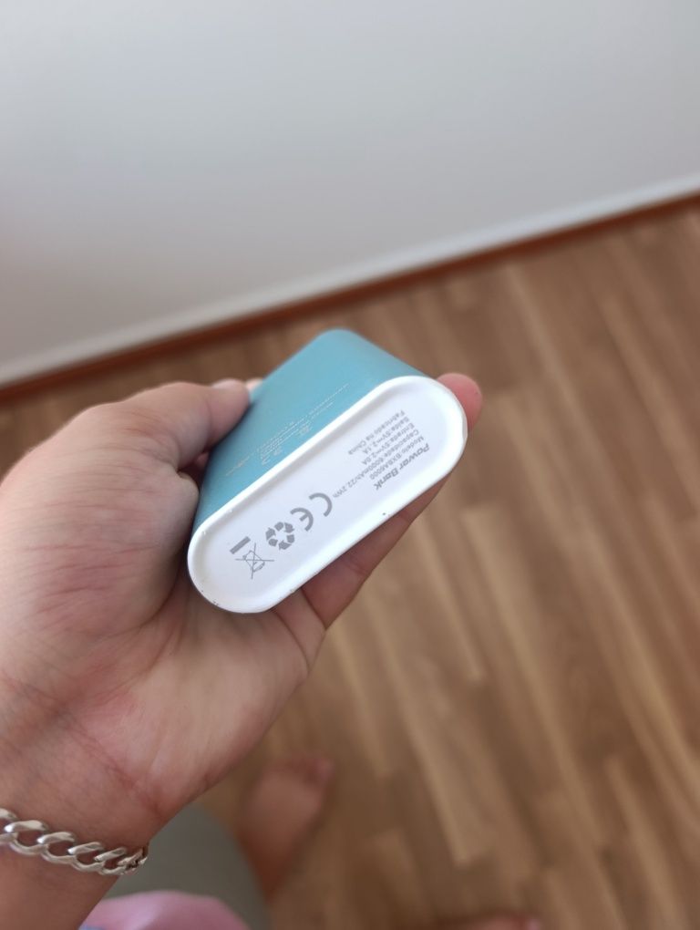 Vendo powerbang pois comprei uma nova e não dou uso  a esta