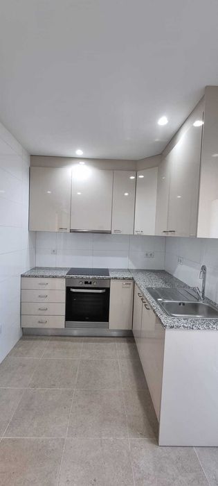 Arrendamento - Rio Tinto - proximo a estacao de Carreiras