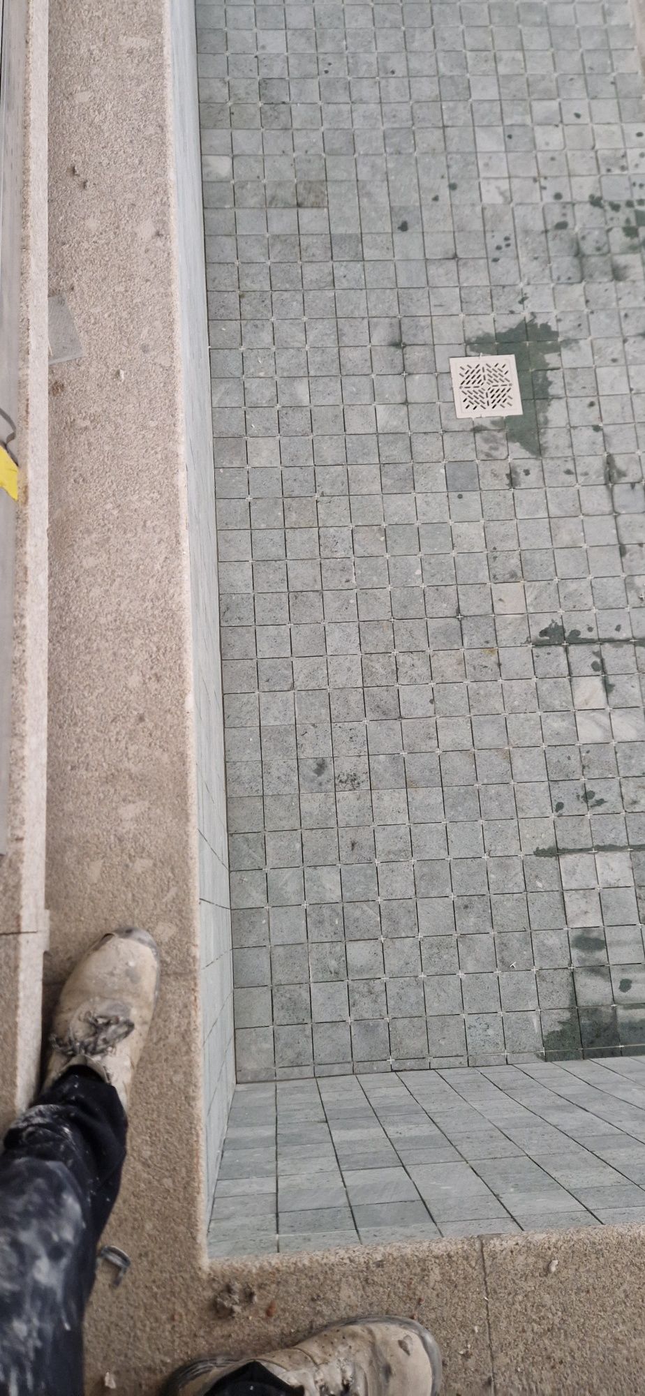 Todo tipo de Ladrilhos, Pinturas, Pladur, Barramentos