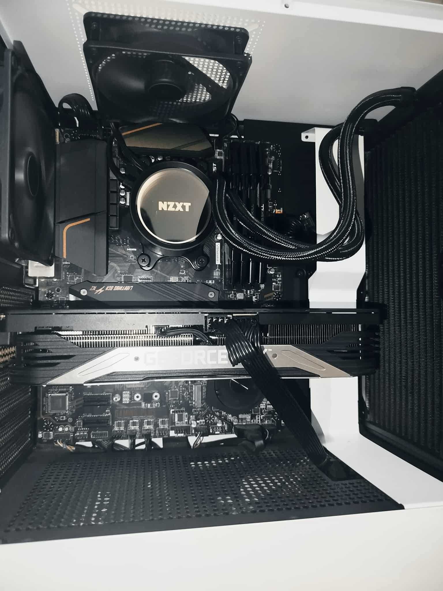 Torre Gaming 5800X/3070