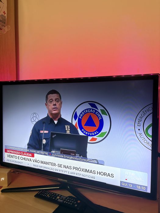 TV Samsung (32 Polegadas)