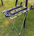 Solidny niemiecki bagażnik rowerowy przedni aluminiowy z gumami/NOWY/.