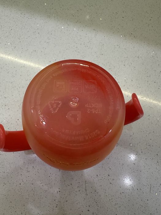 Munchkin Miracle чашка непроливайка