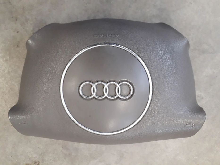 poduszka powietrzna kierownicy airbag 8E0880201L  A3 8L 1.6 lift AVU