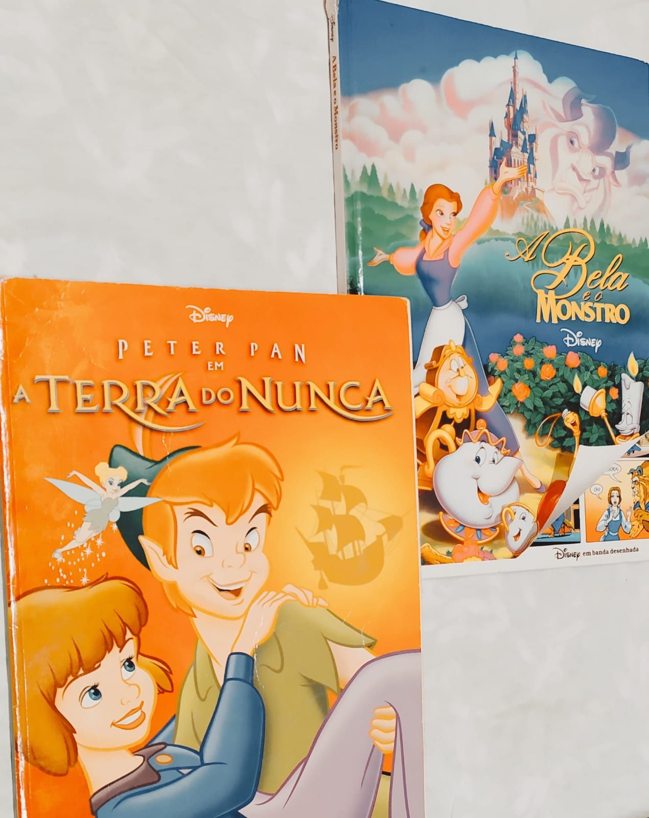 Livros de banda desenhada e infantis