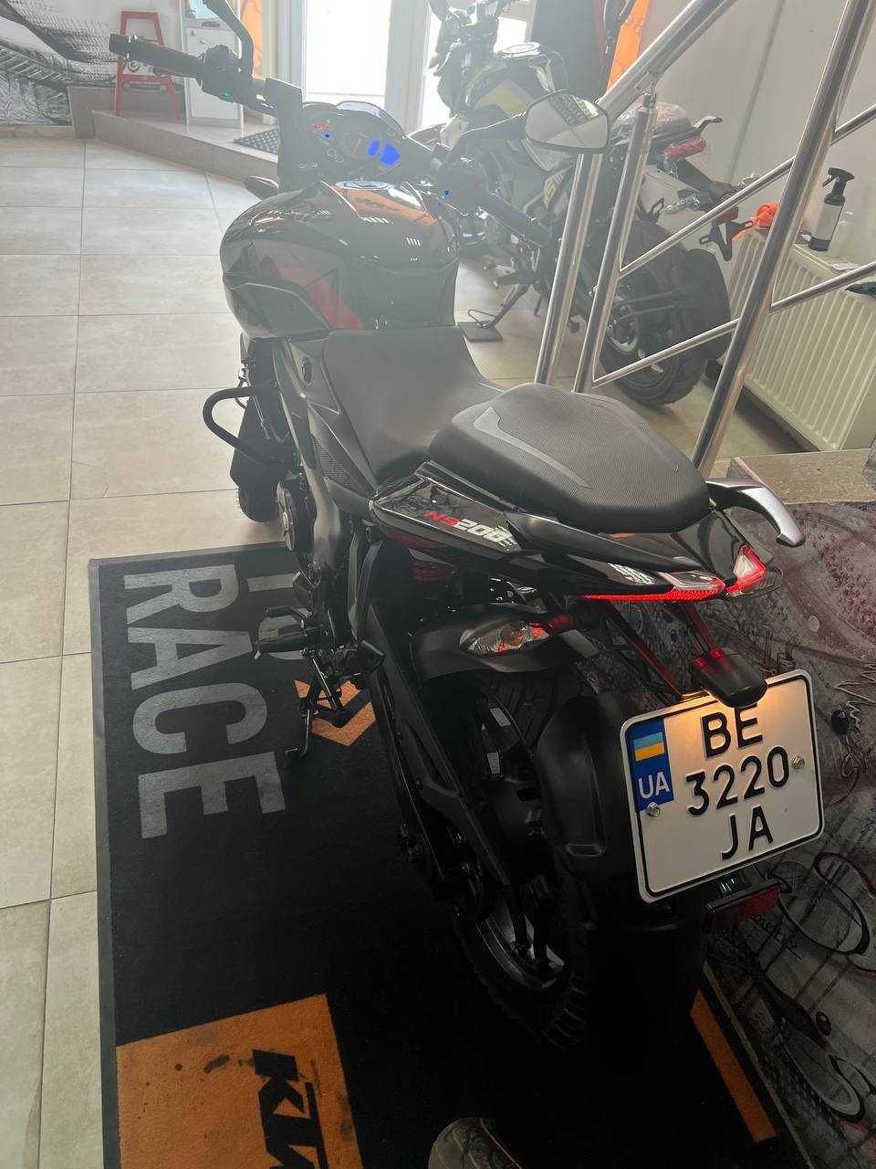 Bajaj Pulsar NS200